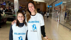 joana machado madeira faz voluntariado com a filha